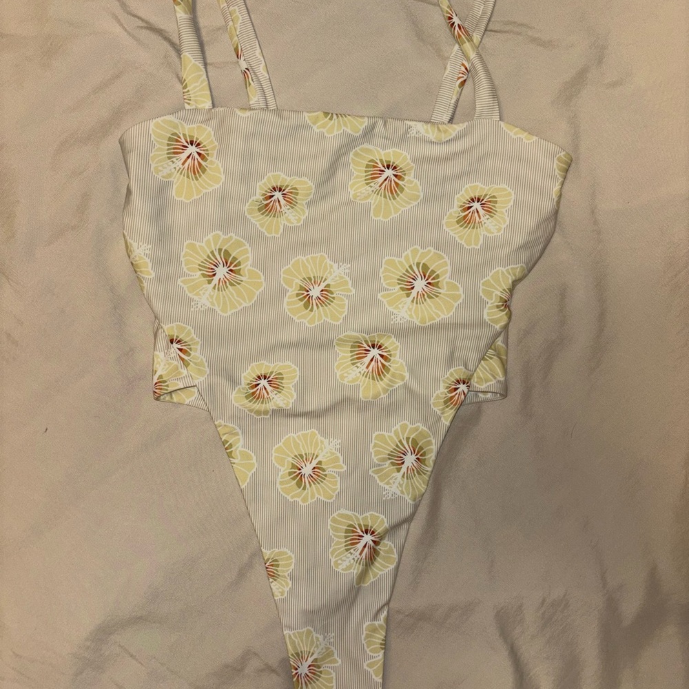 Benoa utopia swim suit